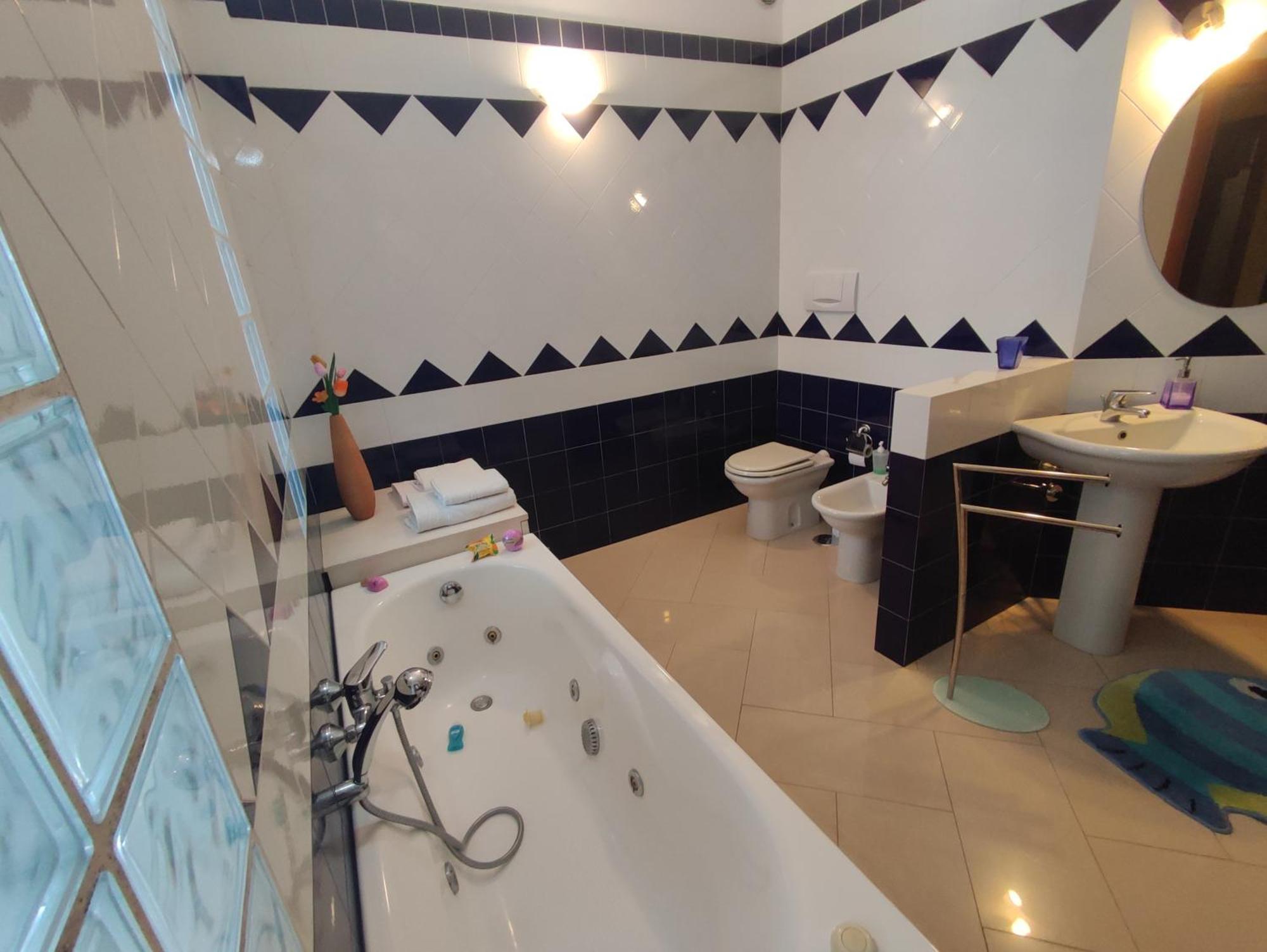 Bed and Breakfast Residenza Del Sole Surbo Екстер'єр фото