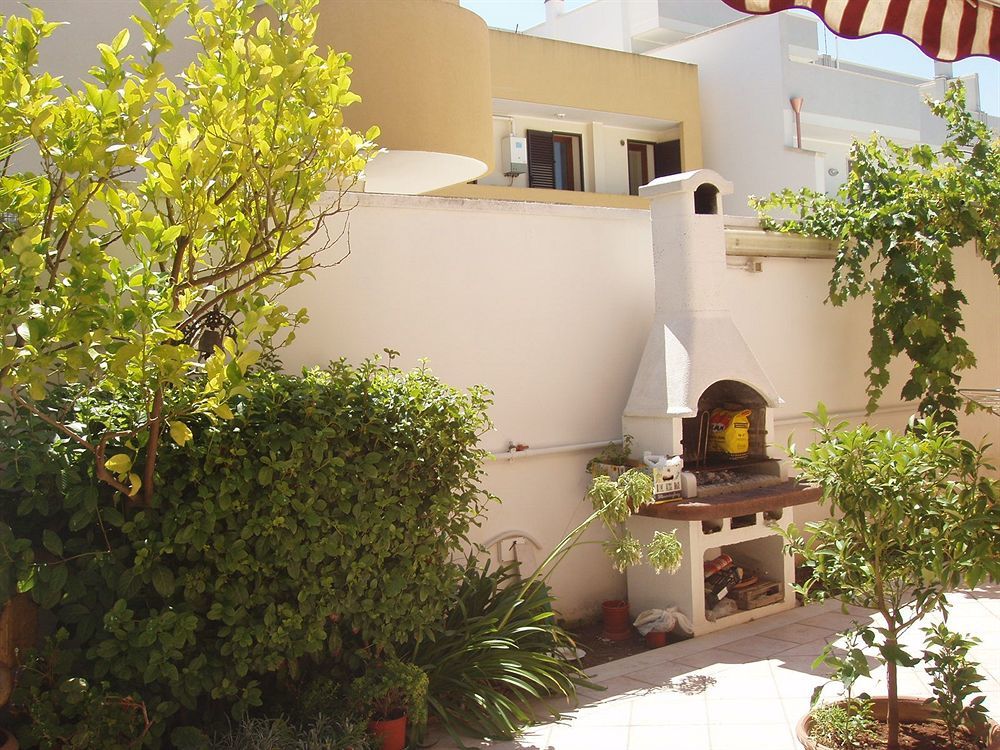 Bed and Breakfast Residenza Del Sole Surbo Екстер'єр фото